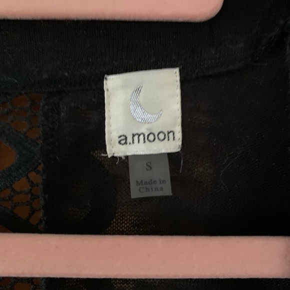 Black light sweater - Picture 2 of 5